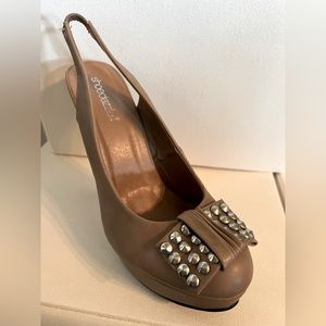 Shoe Dazzle Studded Bow Slingback Platform Heels - Size 9